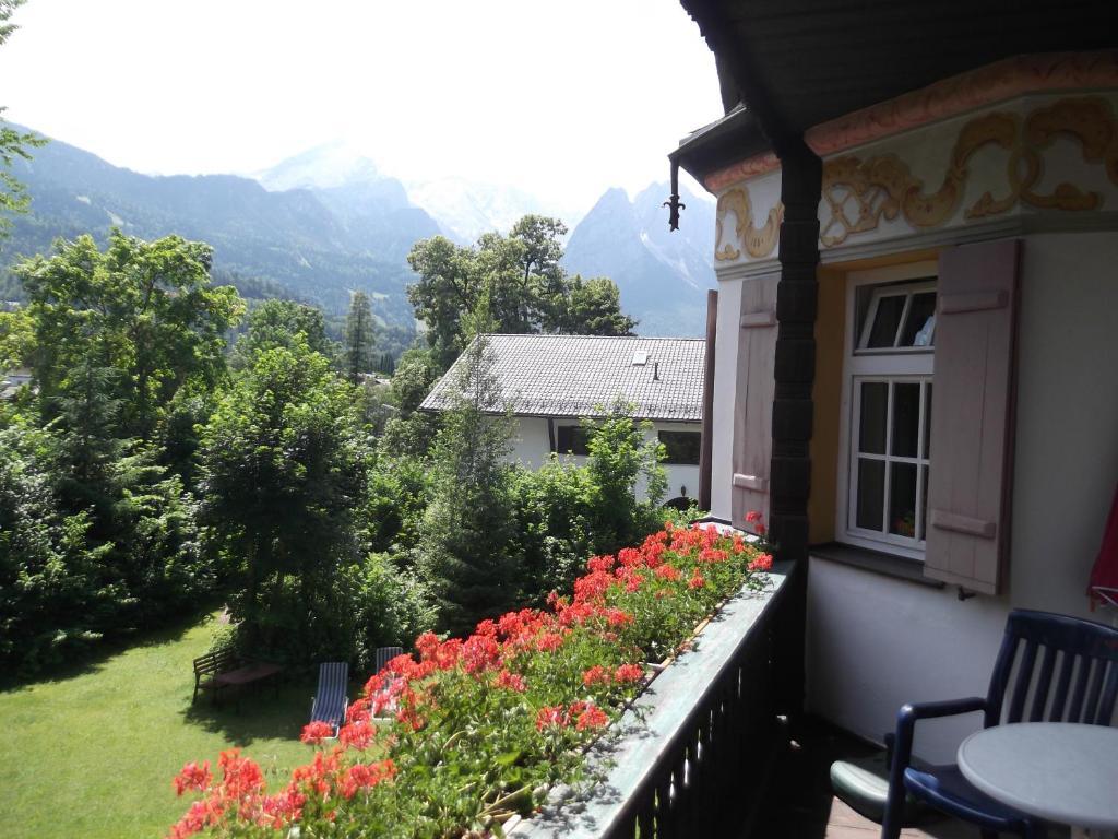 Gaestehaus Hohe Tannen Garmisch-Partenkirchen Dış mekan fotoğraf