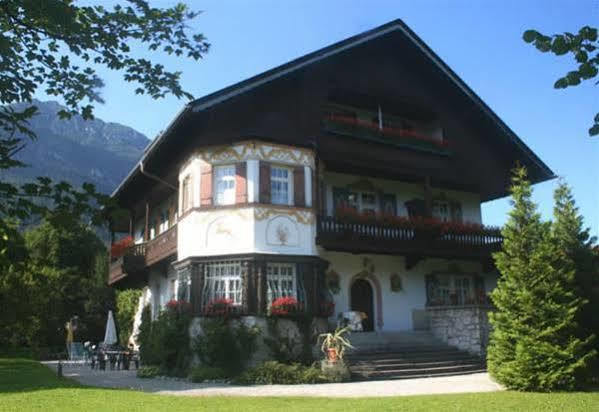 Gaestehaus Hohe Tannen Garmisch-Partenkirchen Dış mekan fotoğraf
