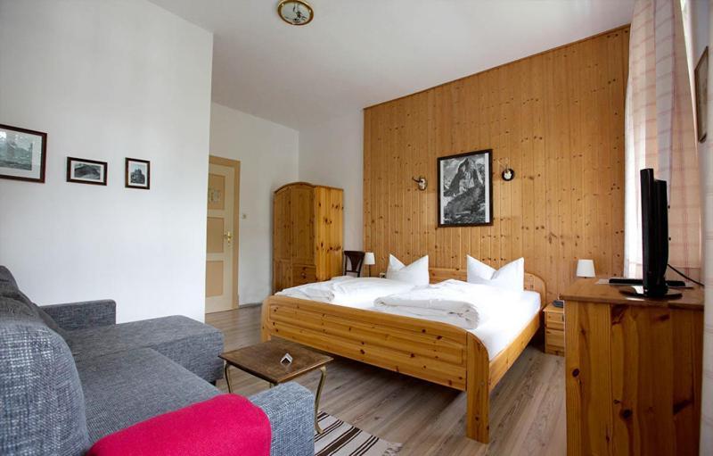 Gaestehaus Hohe Tannen Garmisch-Partenkirchen Dış mekan fotoğraf
